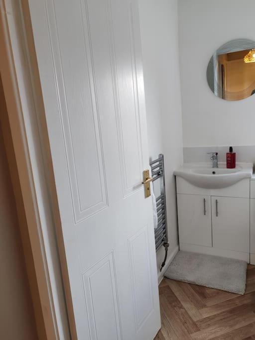 Modern Living In Hull Villa Kingston upon Hull Buitenkant foto